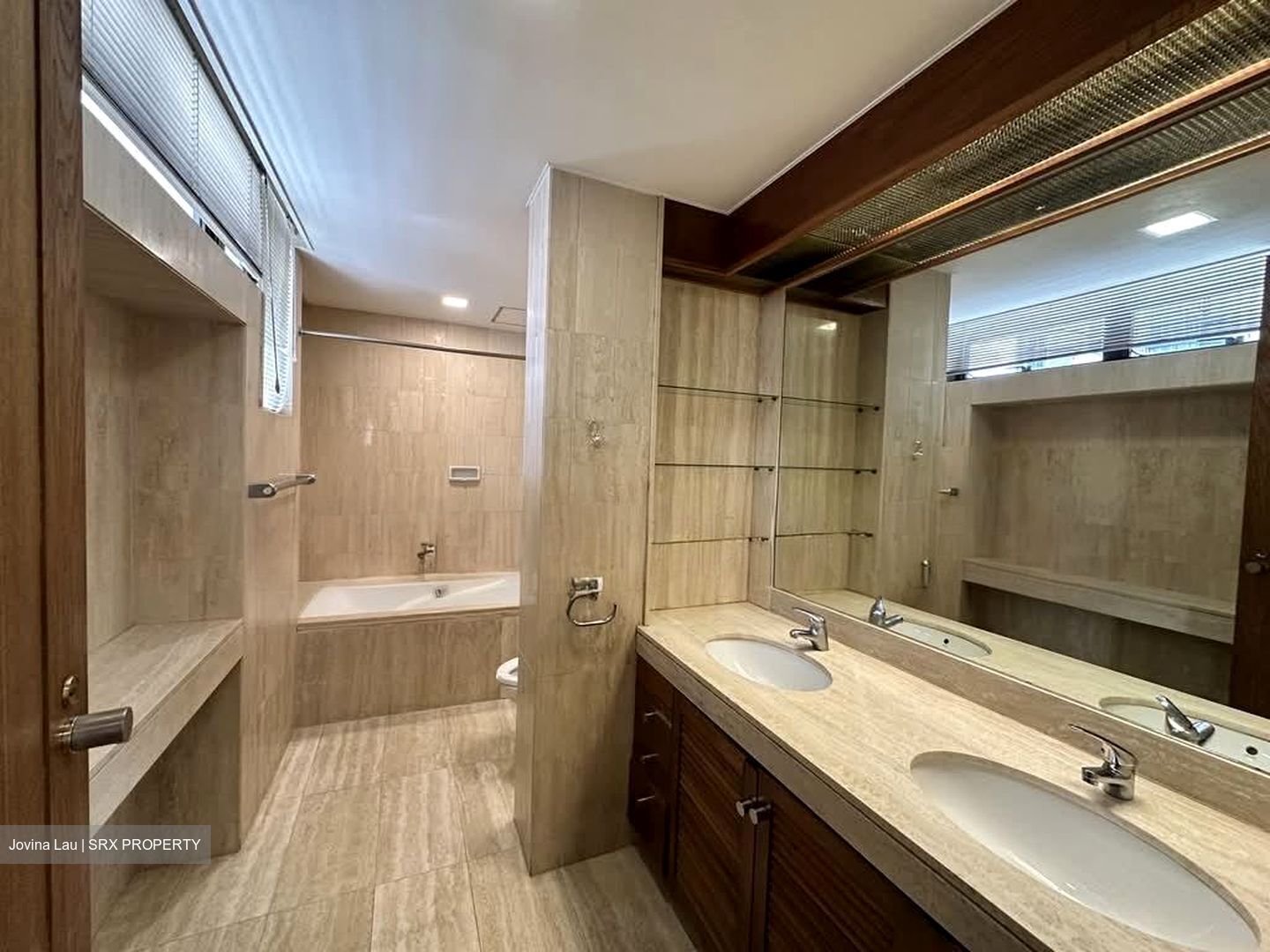 The Claymore (D9), Condominium #568865861
